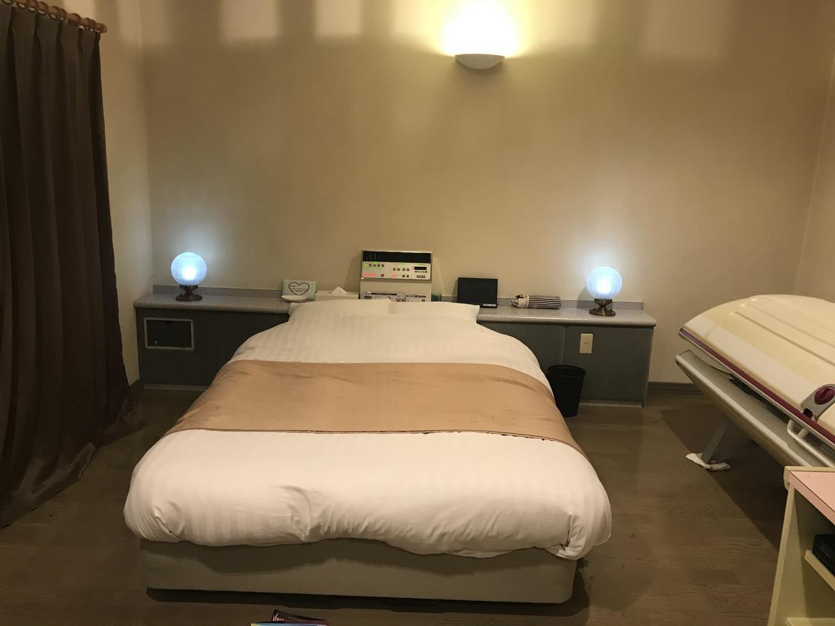 Hotel Vegas (Adults Only) Сапоро Екстериор снимка