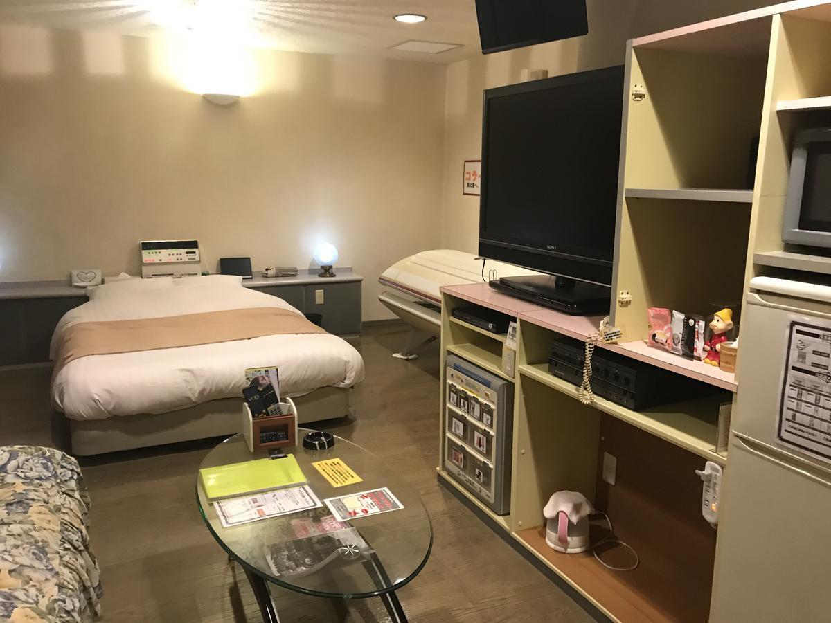 Hotel Vegas (Adults Only) Сапоро Екстериор снимка