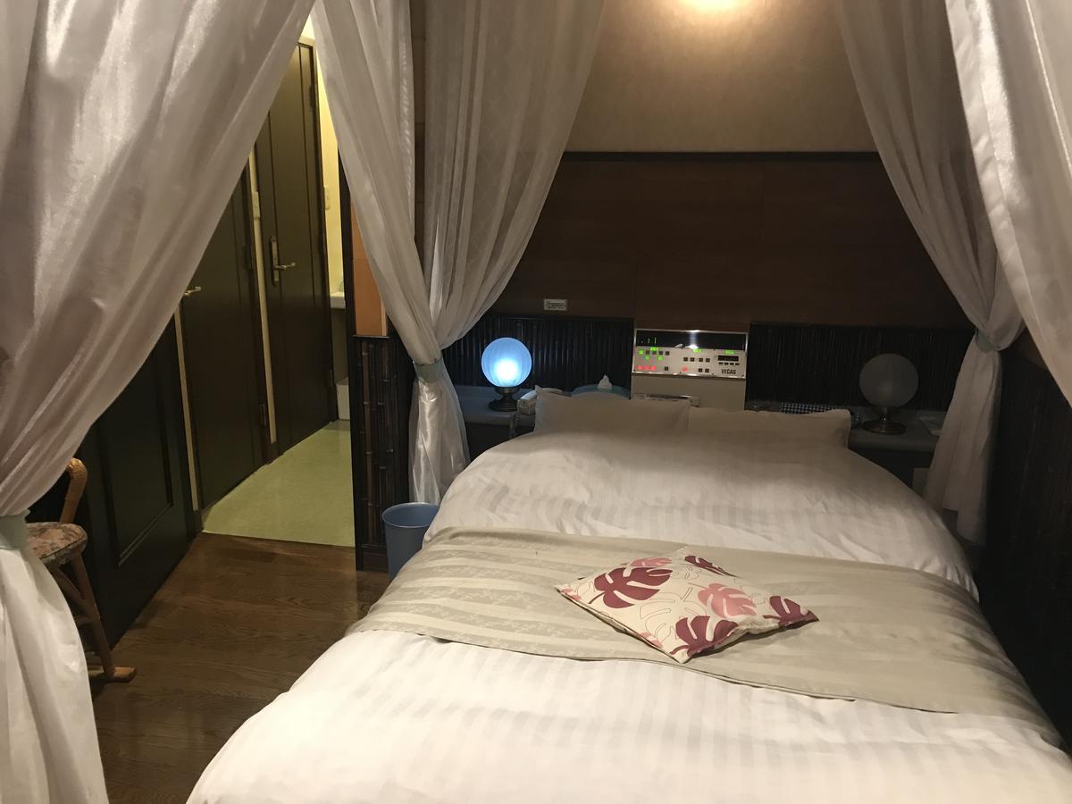 Hotel Vegas (Adults Only) Сапоро Екстериор снимка