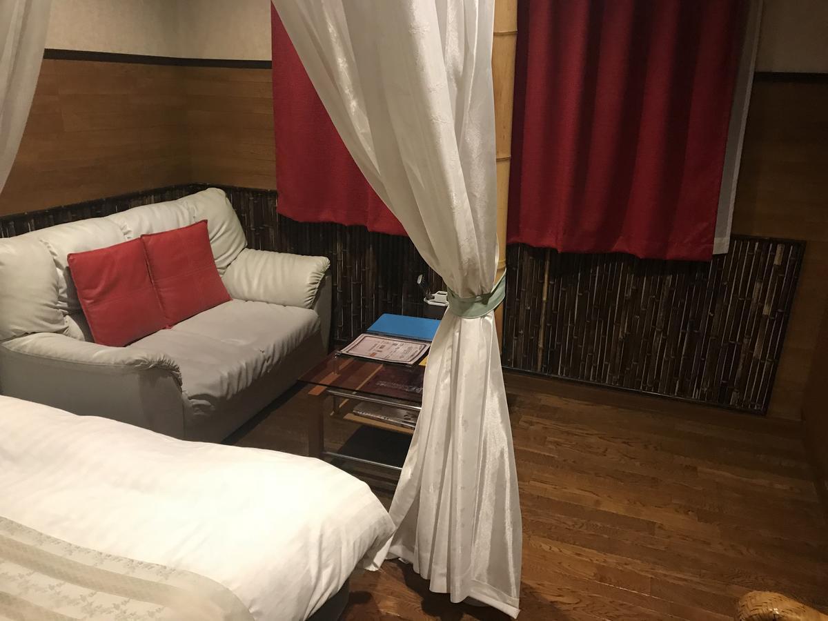 Hotel Vegas (Adults Only) Сапоро Екстериор снимка
