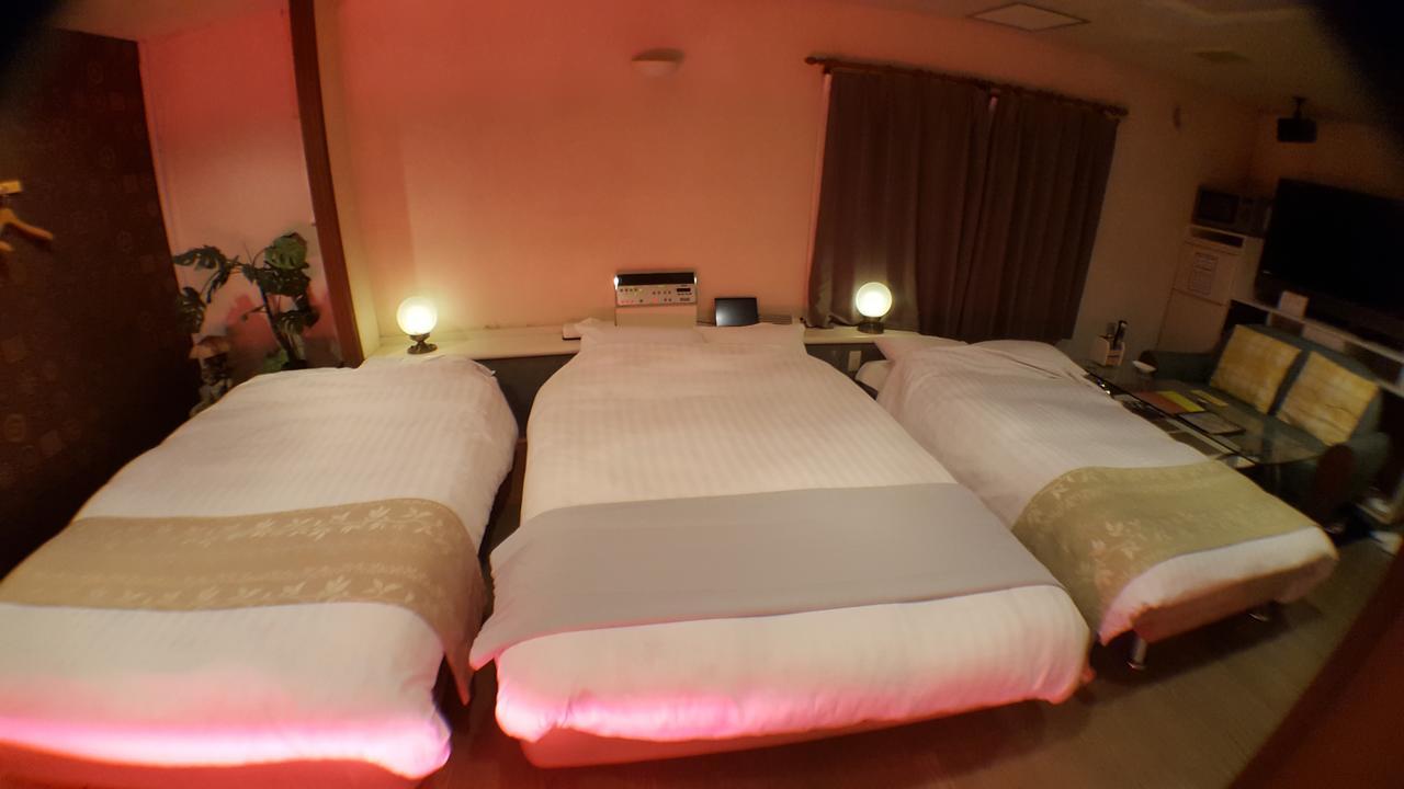 Hotel Vegas (Adults Only) Сапоро Екстериор снимка
