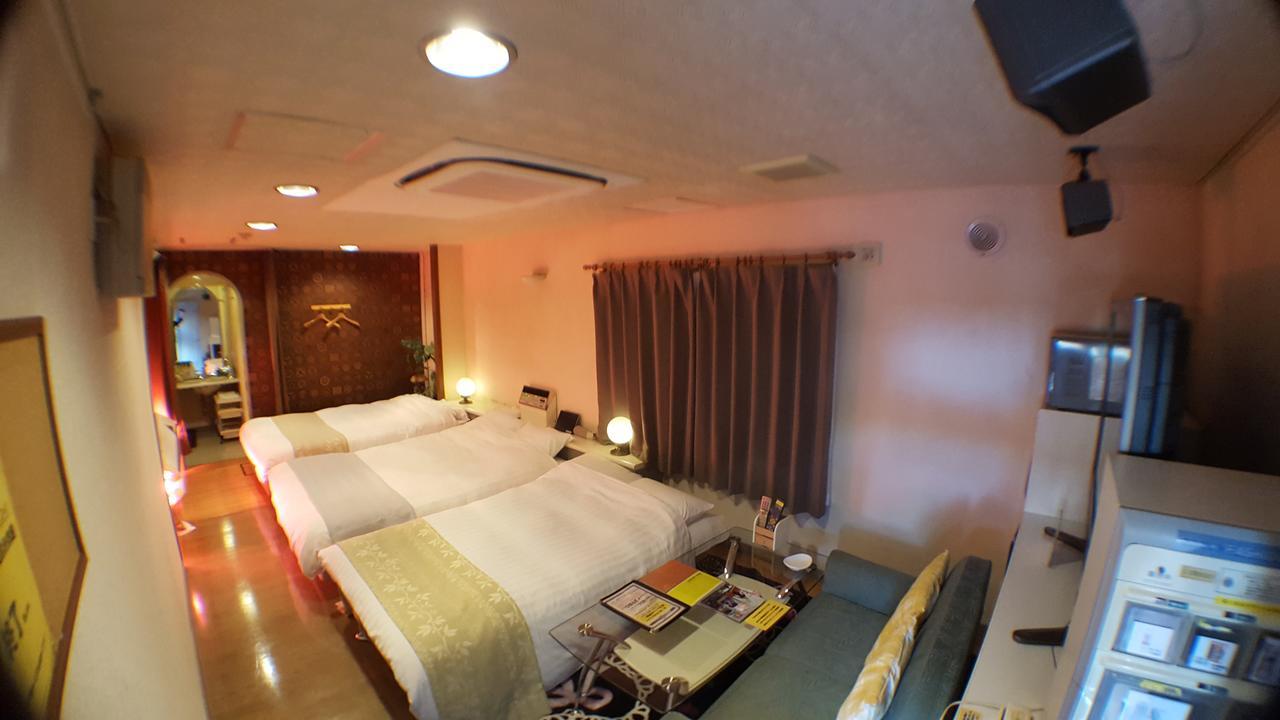 Hotel Vegas (Adults Only) Сапоро Екстериор снимка