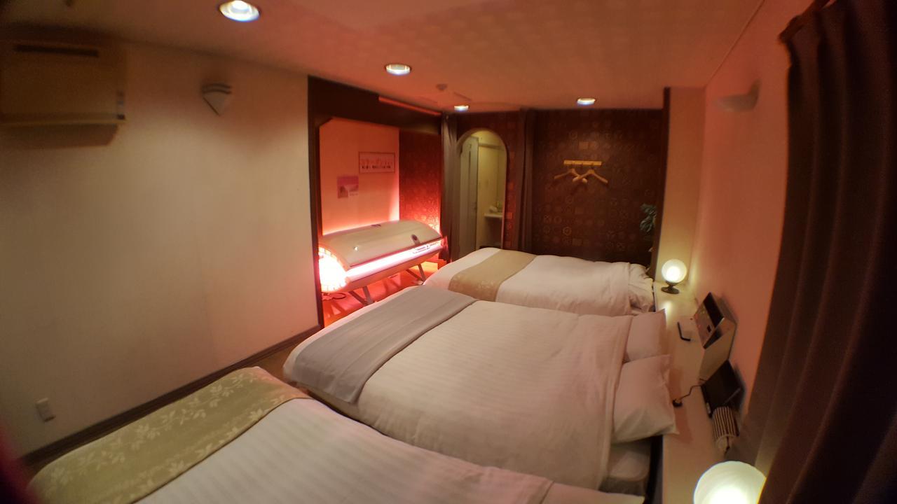 Hotel Vegas (Adults Only) Сапоро Екстериор снимка